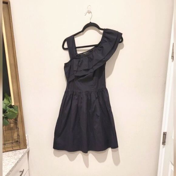 Tara JarmonBlack one shoulder sleeve dress size EU 40 - Picture 2 of 16